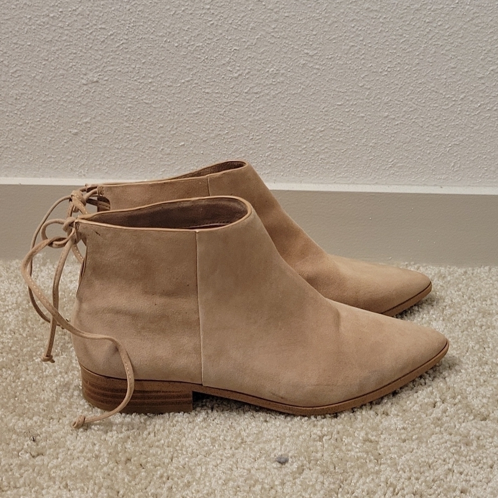 Splendid tan booties size 7.5